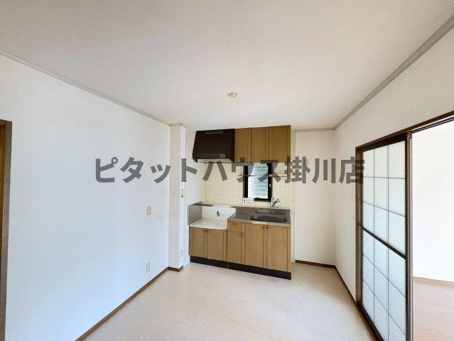 袋井市豊沢アパート リビング