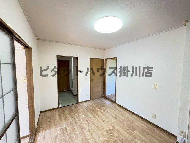 袋井市豊沢アパート リビング