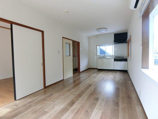 袋井市愛野アパート リビング
