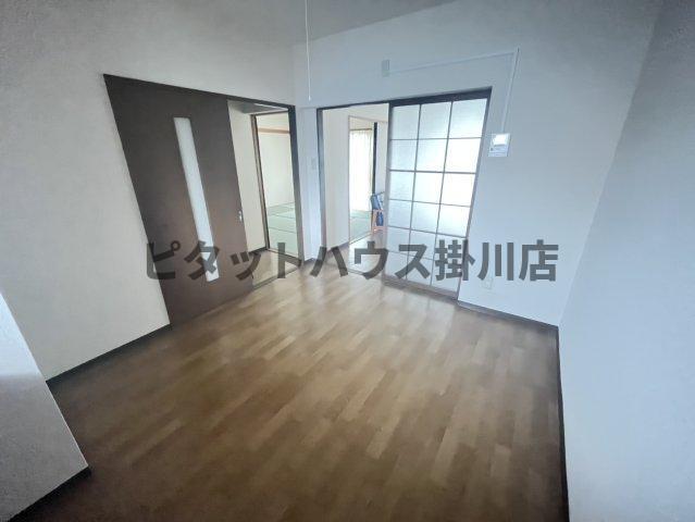 袋井市川井マンション 室内