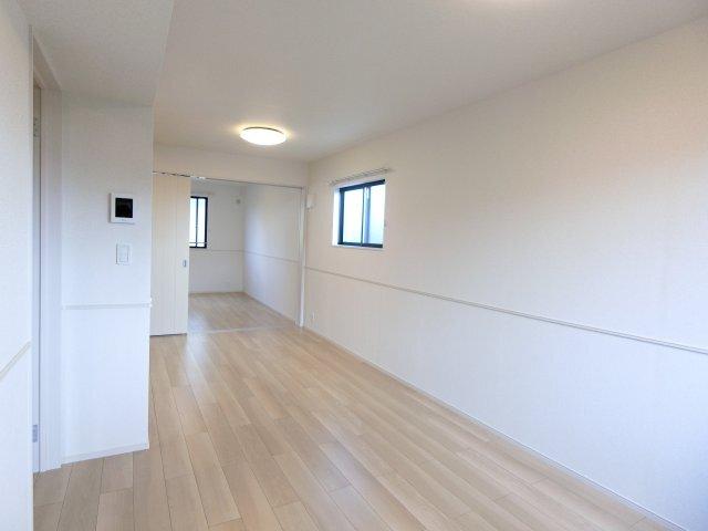 袋井市彦島アパート リビング
