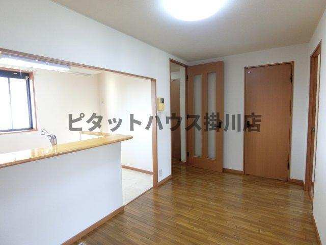 袋井市徳光アパート リビング