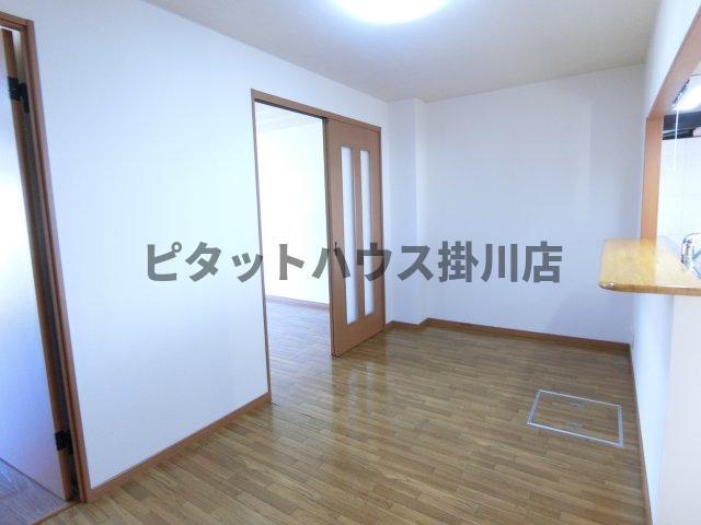 袋井市徳光アパート リビング