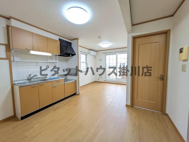 御前崎市池新田アパート リビング