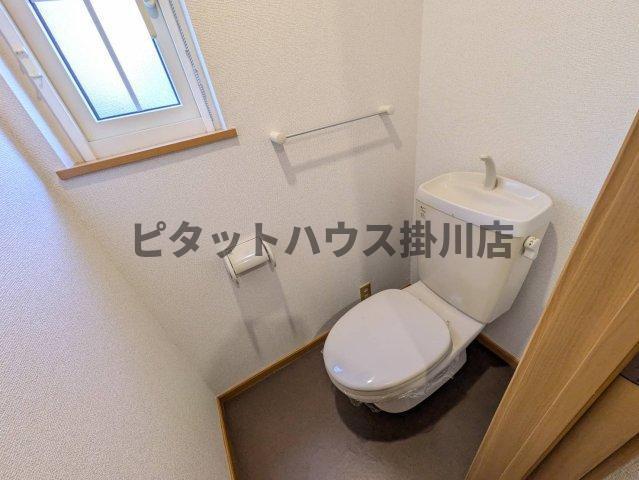御前崎市白羽アパート トイレ