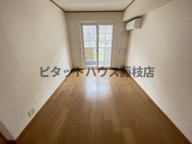 焼津市八楠アパート リビング