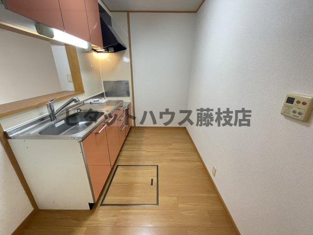 焼津市八楠アパート キッチン