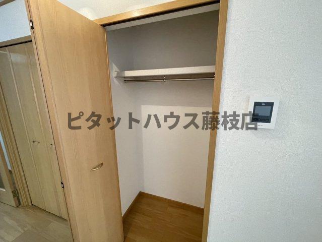 焼津市八楠アパート 収納