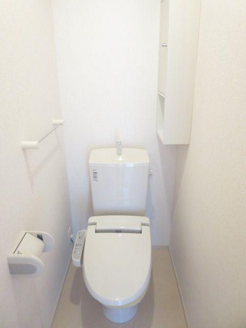 菊川市下平川アパート トイレ