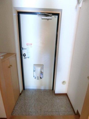 掛川市上西郷マンション 玄関