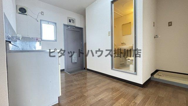掛川市小鷹町マンション リビング