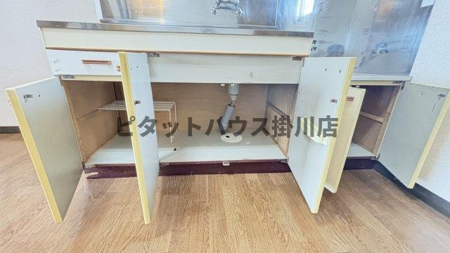 掛川市小鷹町マンション 収納