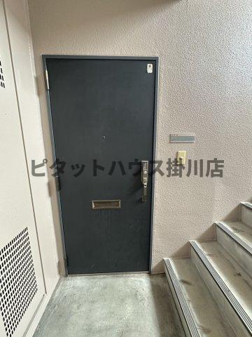 掛川市天王町マンション 玄関