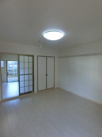 掛川市青葉台アパート リビング