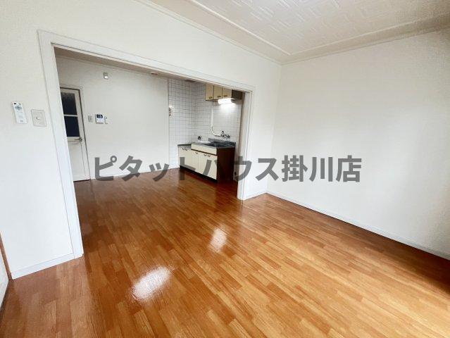 掛川市南マンション リビング