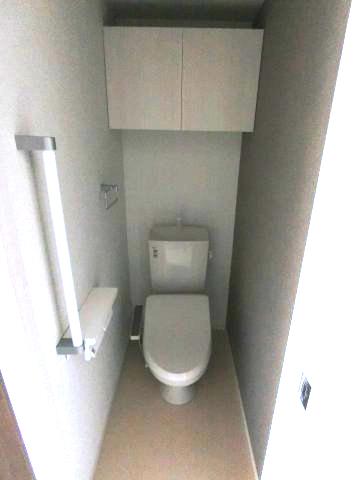 掛川市十九首アパート トイレ