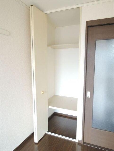掛川市宮脇アパート 収納