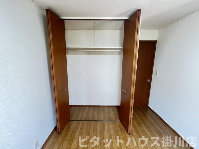 掛川市水垂アパート 収納