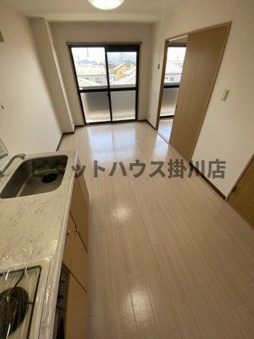 掛川市下垂木マンション リビング