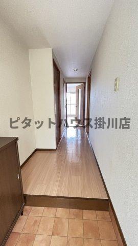 掛川市富部アパート 玄関