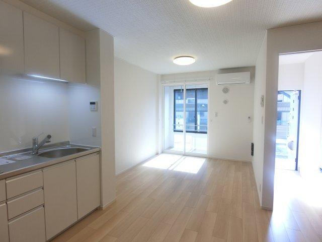 掛川市下垂木アパート リビング