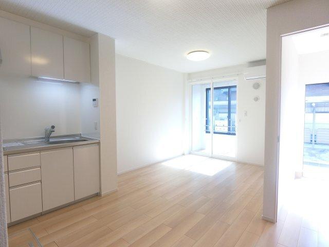 掛川市下垂木アパート リビング