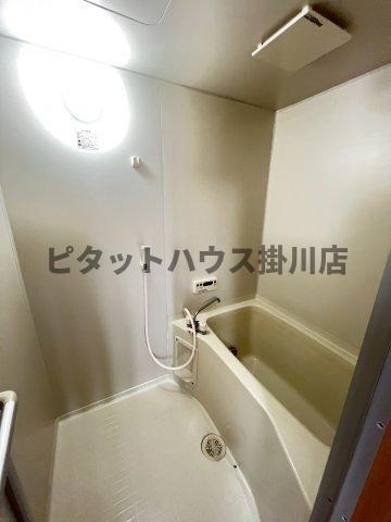 袋井市愛野東アパート バス／シャワー