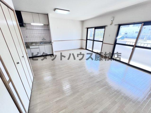 焼津市石津マンション リビング