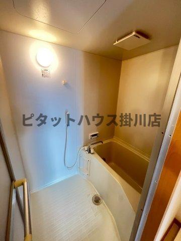 袋井市愛野南アパート バス／シャワー