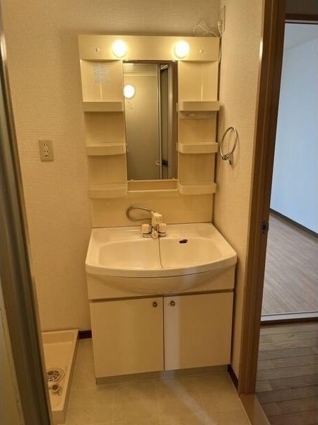 菊川市西方テラスハウス 洗面