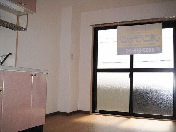 御前崎市塩原新田マンション リビング