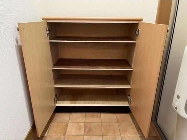 御前崎市佐倉アパート 玄関