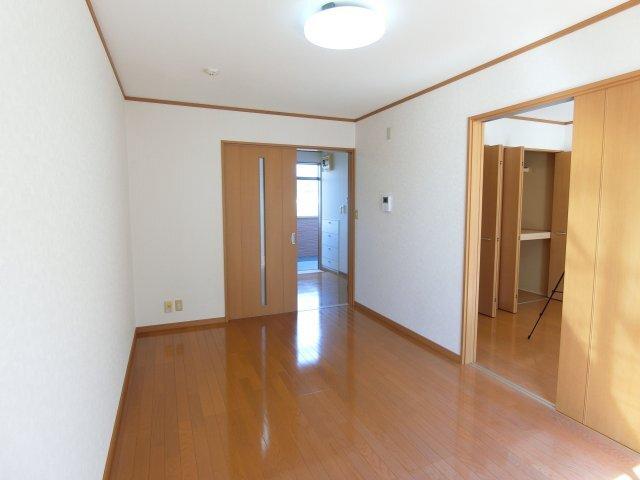 掛川市沖之須アパート リビング