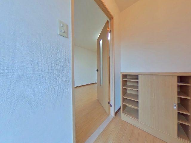 菊川市西方テラスハウス 室内