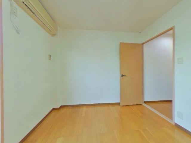 菊川市西方テラスハウス リビング