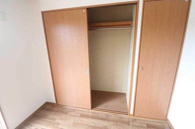 御前崎市白羽アパート 収納