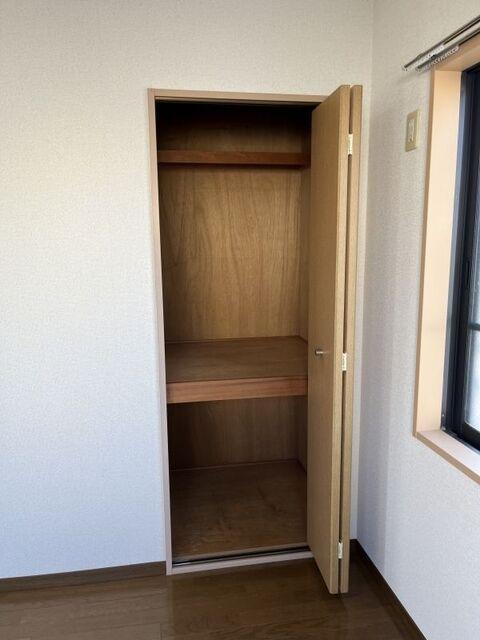御前崎市池新田アパート 収納