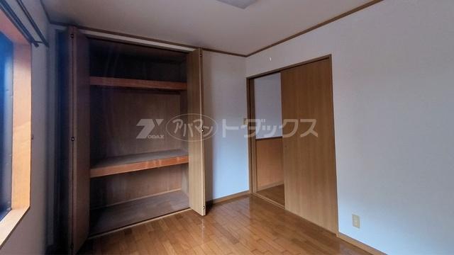 御前崎市佐倉一戸建 収納