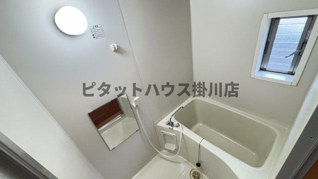 掛川市高御所アパート バス／シャワー