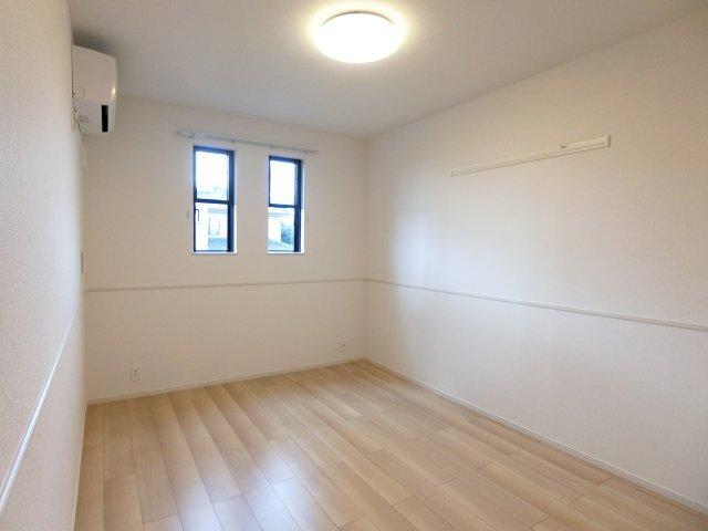 袋井市彦島アパート リビング