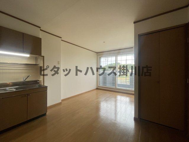 袋井市浅名アパート リビング