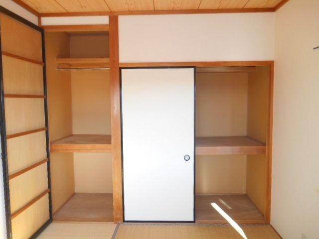 掛川市高田アパート 収納