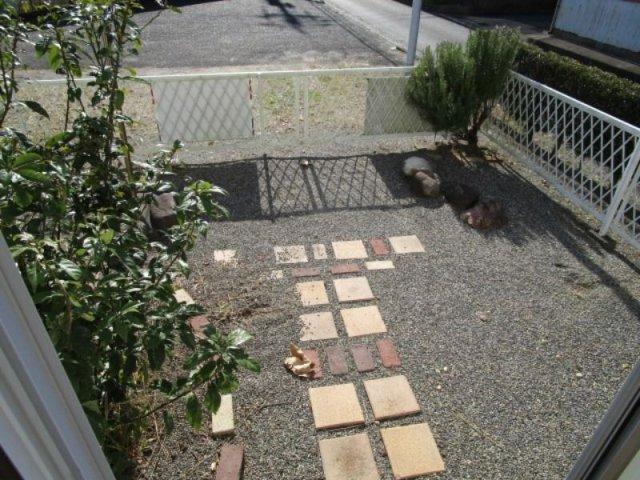 袋井市堀越アパート 庭