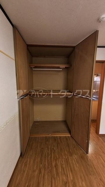 袋井市方丈アパート 収納