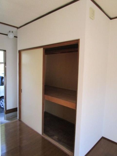 袋井市堀越アパート 収納
