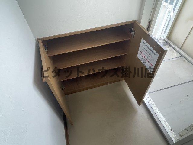 袋井市下山梨アパート 収納