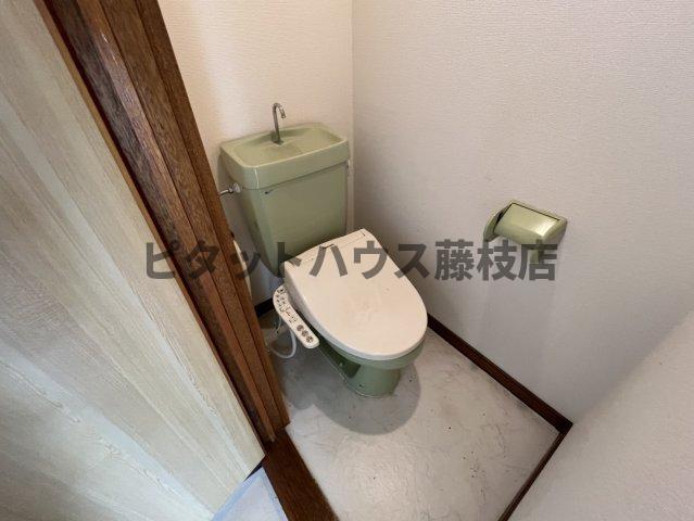 焼津市中新田アパート トイレ