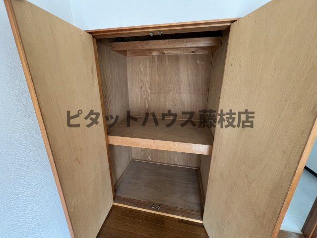 焼津市中新田アパート 収納