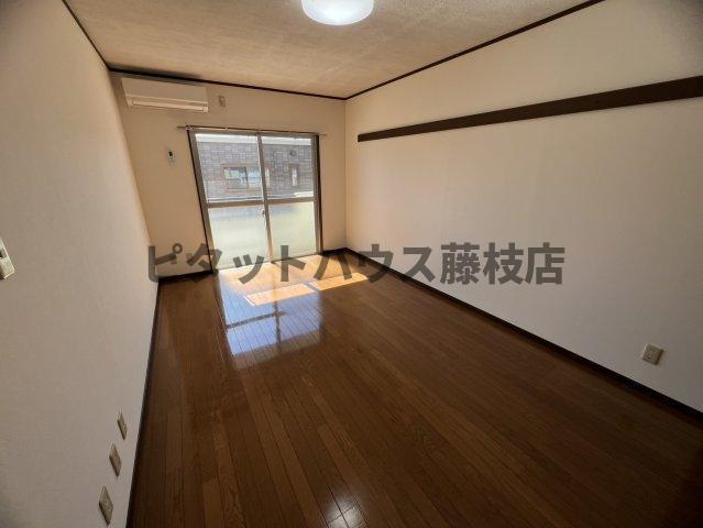 焼津市五ケ堀之内マンション リビング