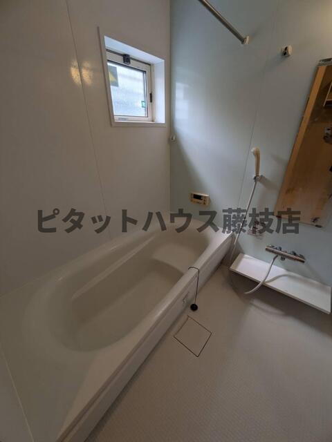 藤枝市瀬戸新屋アパート バス／シャワー